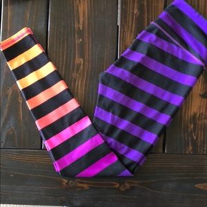 Athleta Ombre Striped Leggings!!